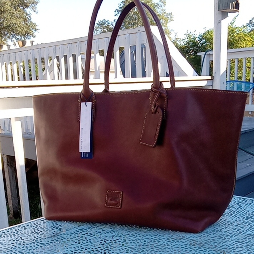 Dooney And Bourke New Florentine Russell Chestnut Bag With Tags